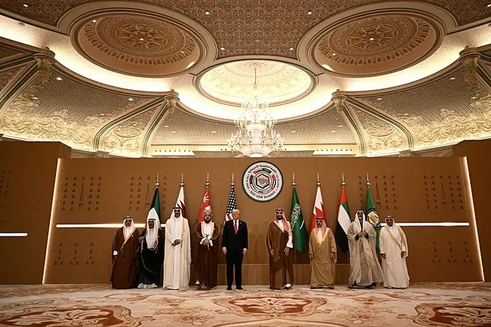 SON DAKİKA| Riyad’da dörtlü zirve: Başkan Erdoğan liderlerle görüştü