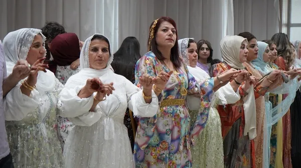bakan-goktas-yetistirme-yurdunda-buyuyen-sidarin-nikah-sahidi-oldu-1713622239344.jpg