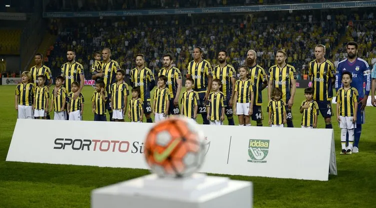 Fenerbahçe Akhisar Belediyespor maçından kareler