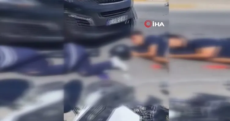Alanya’da minibüs ile motosiklet çarpıştı: 1’i ağır 2 yaralı