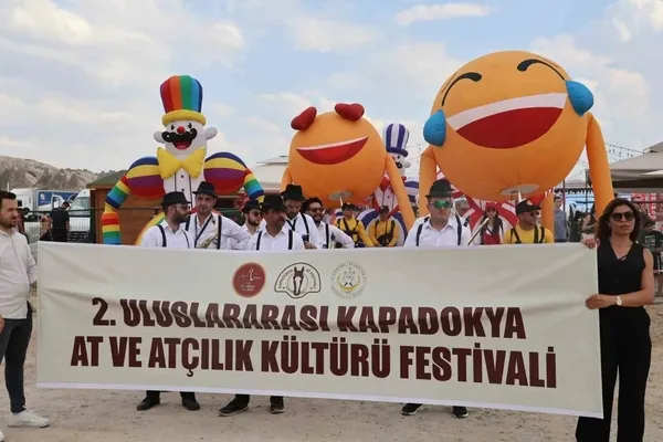 kapadokya-at-ve-atcilik-kulturu-festivali-coskuyla-basladi-1783151598945.jpg