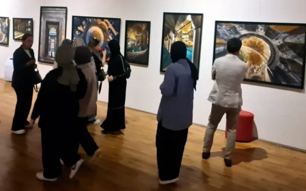 rami-kutuphanesinde-ayasofya-yolculugu-yasandi-ayasofya-fotograflari-kitabinin-tanitimi-yapildi-1750326447552.jpg