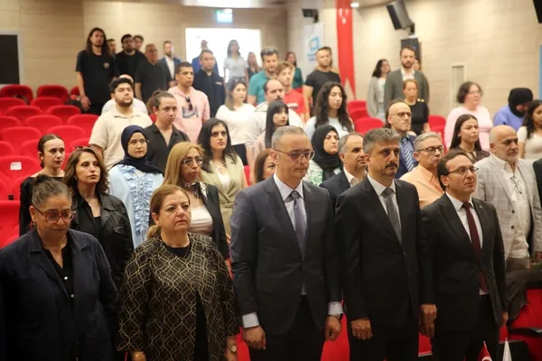 15-temmuz-mansetleri-gazetecilik-atolyesi-programinin-ilki-antalyada-ogrenciler-ile-bulustu-1777470303538.jpg