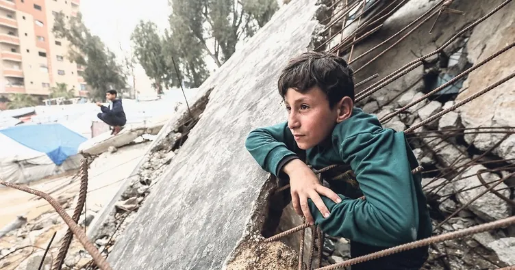 Gazze’de soykırım, Batı Şeria’da zulüm