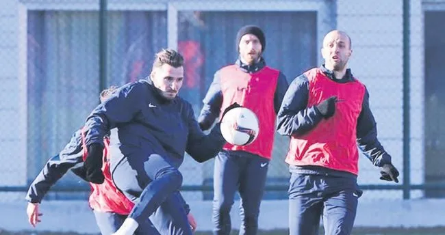 Olympiakos Tan Kustah Osmanli Paylasimi Tum Spor Haber