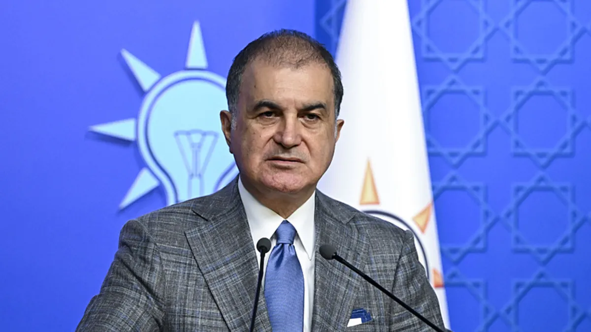 AK Parti Sözcüsü Ömer Çelik açıklama yapıyor.
