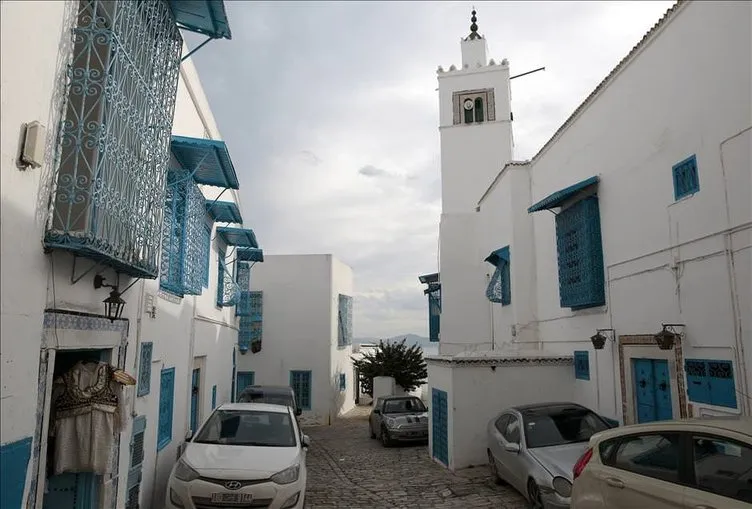 Tunus misafirlerini bekliyor
