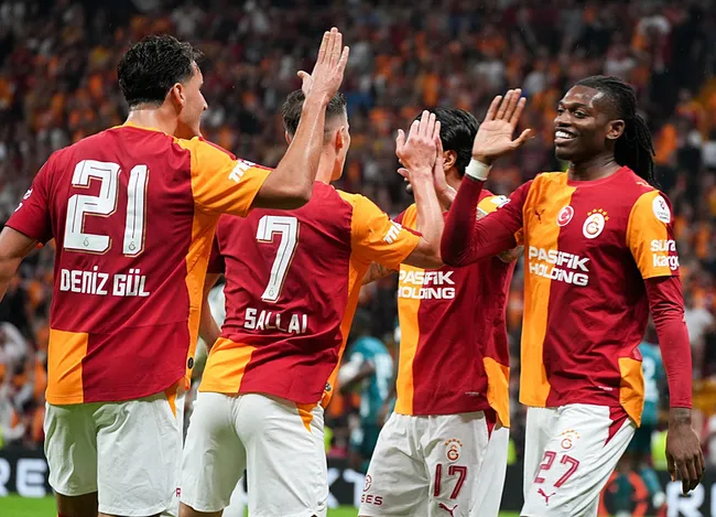 canli-galatasaray-barcelona-sampiyonlar-ligi-maci-dev-macin-ilk-11leri-belli-oldu-1791906163065.jpg
