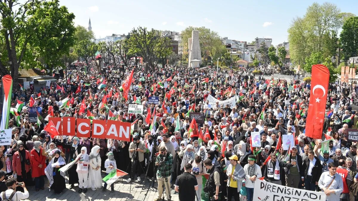 İHH Gazze için yürüyor