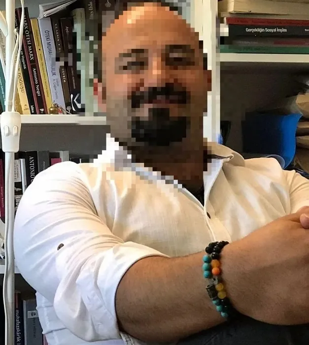 Sapık öğretim üyesi başka kızları da taciz etmiş: Mağdurların anlattıkları mide bulandırdı!