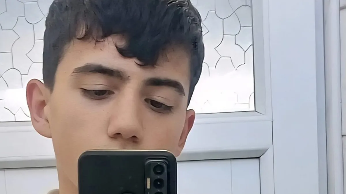 Serinlemek için girdiği şelalede boğuldu Serinlemek için girdiği şelalede boğuldu