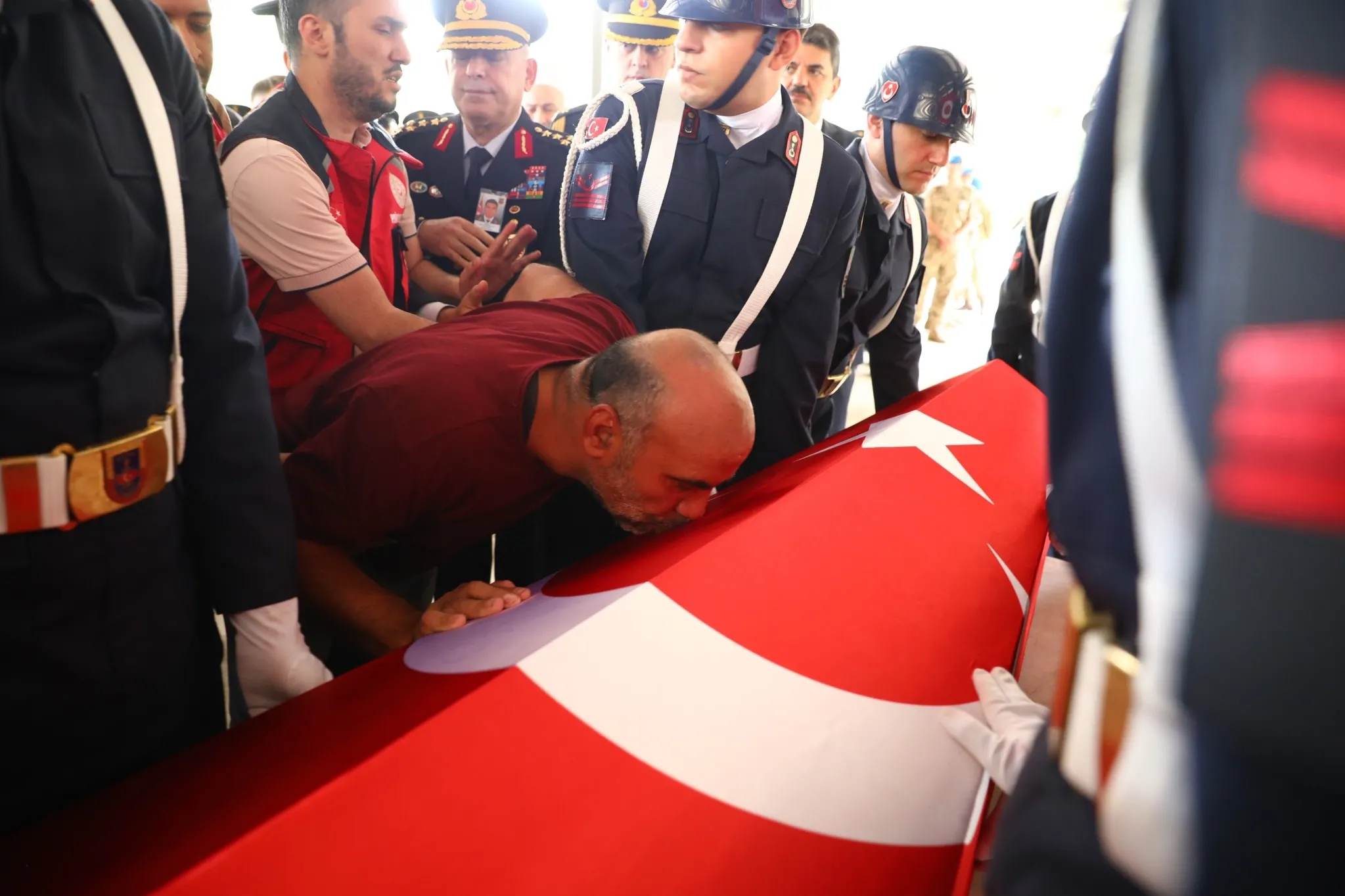 Şehit Uzman Çavuş Samet Karabulut'un cenaze töreni