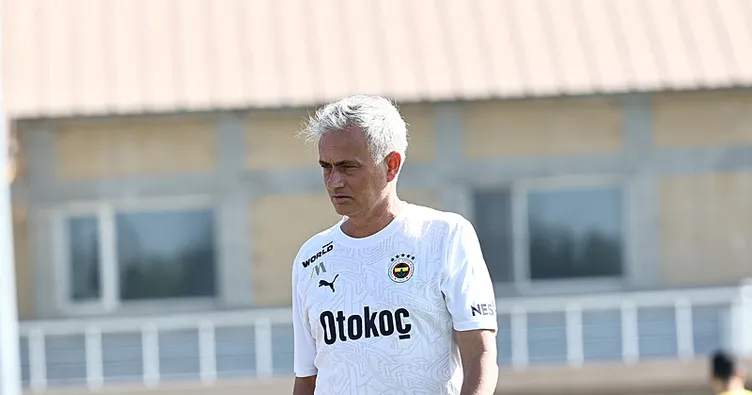 Jose Mourinho, ilk antrenmanına çıktı
