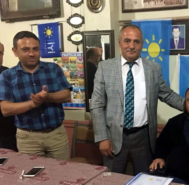 İYİ Partide yumruk yumruğa kavga, il merkez ilçe İYİ Partide yumruk yumruğa kavga, il merkez ilçe