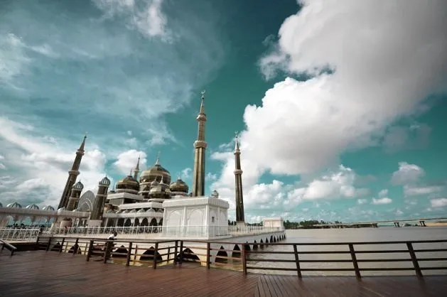 Dünyanın en güzel 50 camisi