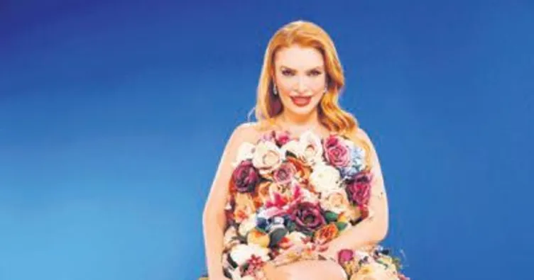 Çiçekli kostümüne 350 bin TL ödedi