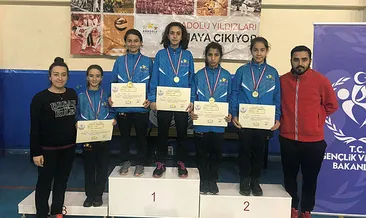 Badminton’da Erzincan rüzgarı