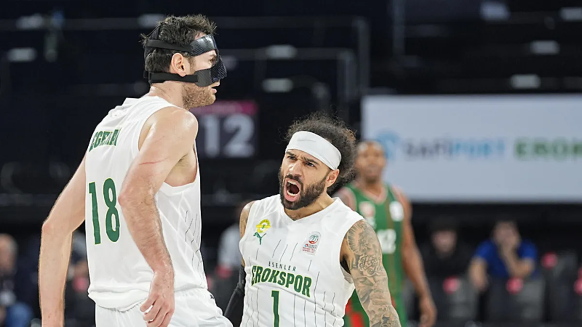 Esenler Erokspor, Karşıyaka engeline takılmadı! Esenler Erokspor, Karşıyaka engeline takılmadı!