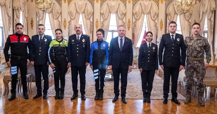 İstanbul Emniyeti’nden Vali Gül’e Polis Haftası ziyareti