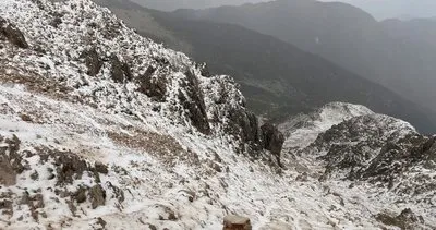 Antalya şaşkına döndü! Mayıs sonunda kar sürprizi #antalya