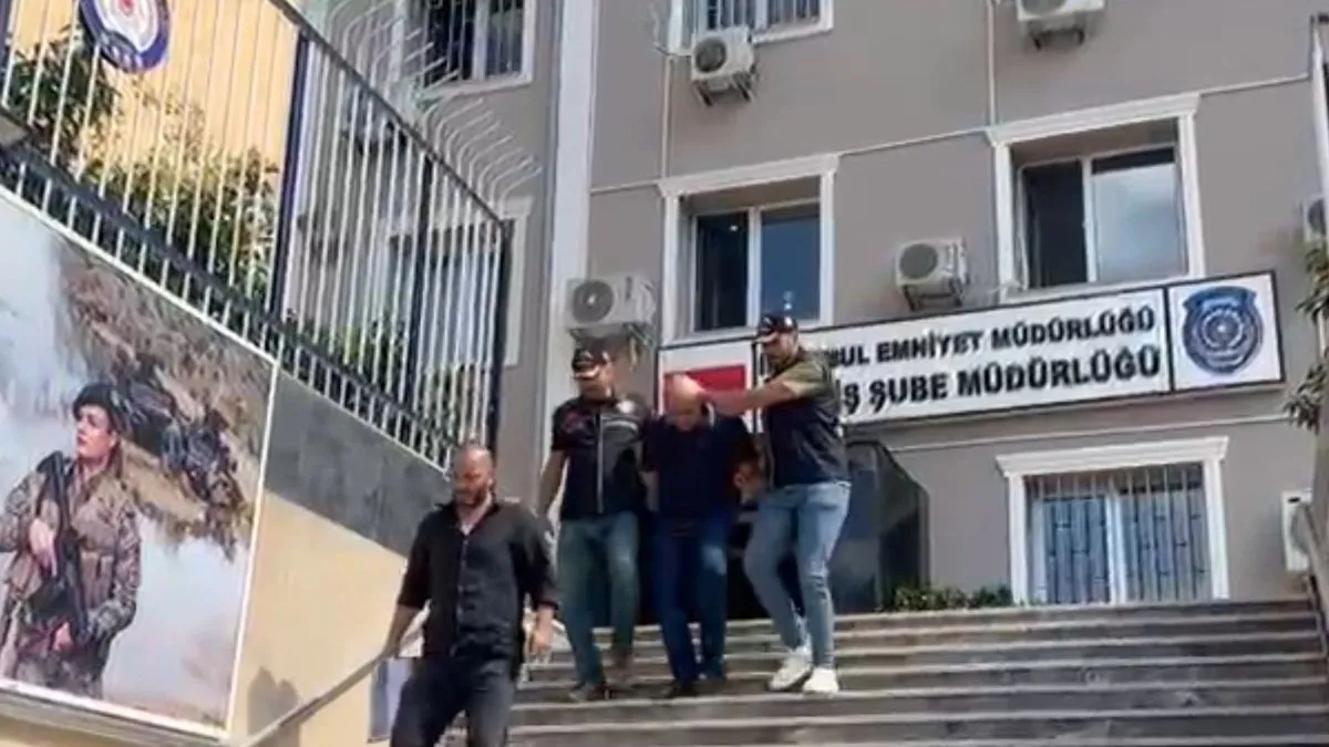 Müebbet hapisle aranan hükümlü masanın altından çıktı