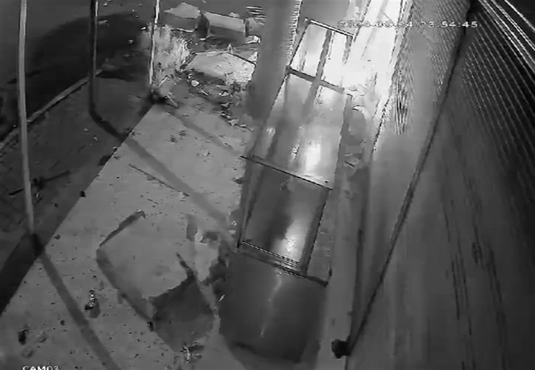 Hatay’da duvara çarpan motosiklet alev aldı: Mehmet ve Mümin öldü!