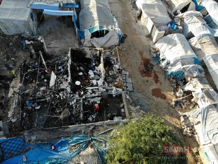 Kahreden görüntüler! İdlib’de vurulan çadır kampı havadan görüntüledi