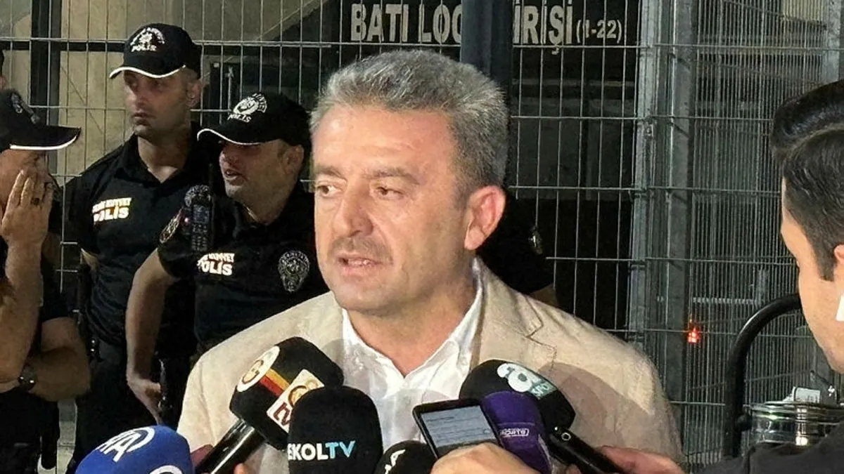 İbrahim Hatipoğlu: Kadıköy'de bu akşam kepenk indirttik
