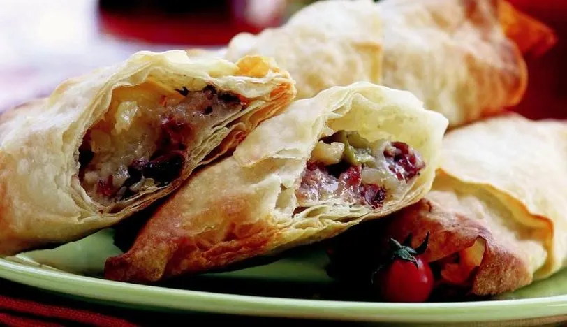 Pastırmalı Patatesli Börek