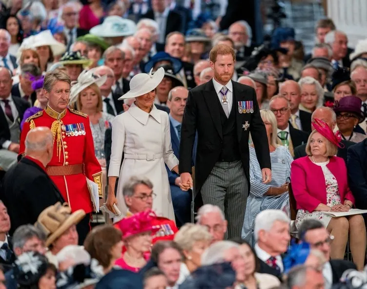 Kraliçe Elizabeth katılamamıştı: İngiltere’de şoke eden görüntüler...