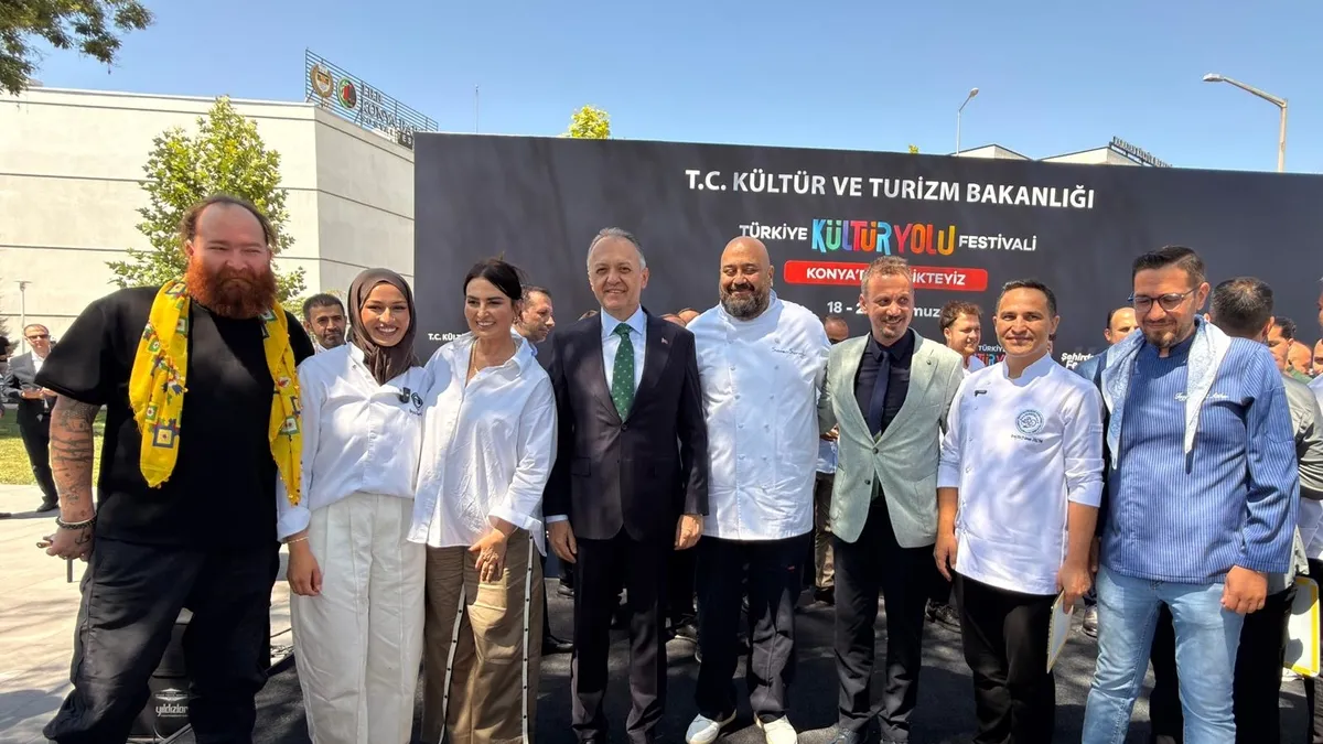 Çatalhöyük’ten Mevlâna’ya uzanan kültür yolculuğu Konya’da başladı! Konya dokuz gün boyunca festivalin buluşma noktası olacak Çatalhöyük’ten Mevlâna’ya uzanan kültür yolculuğu Konya’da başladı! Konya dokuz gün boyunca festivalin buluşma noktası olacak