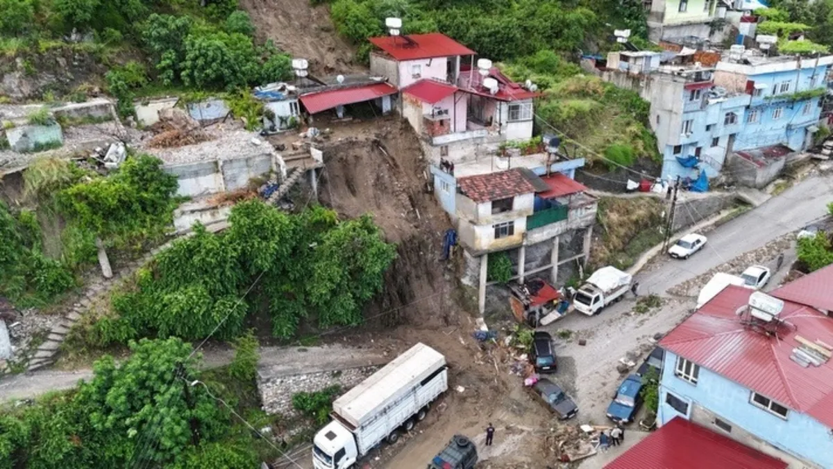 Hatay’da sel felaketi 2 can aldı