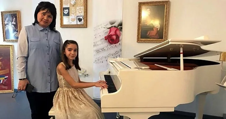 Manisalı minik piyanist Almanya’da düzenlenen yarışmada birinci oldu