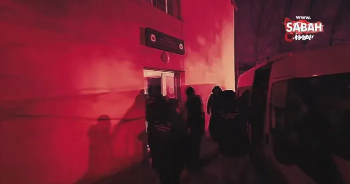 Bakan Yerlikaya duyurdu: 42 göçmen kaçakçılığı organizatörü yakalandı | Video