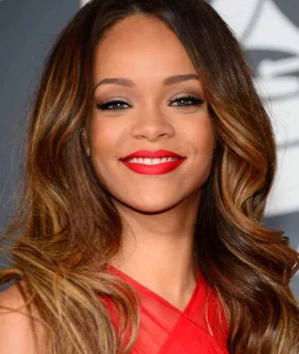 Saç modelini en çok Rihanna değiştirdi