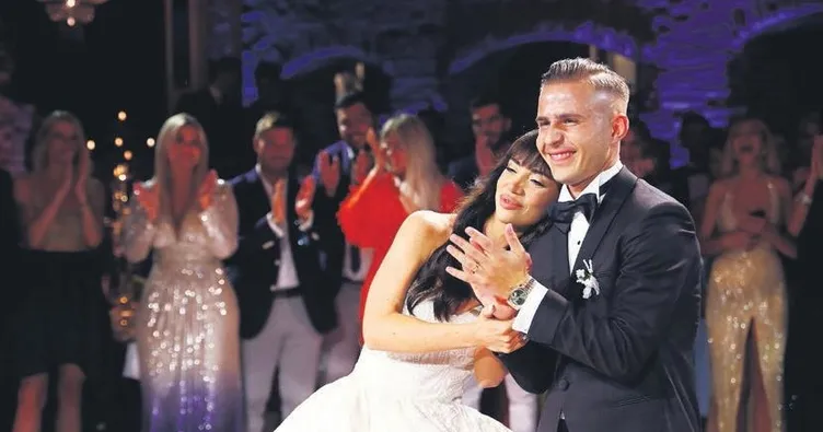 Dimitris Pelkas dünyaevine girdi