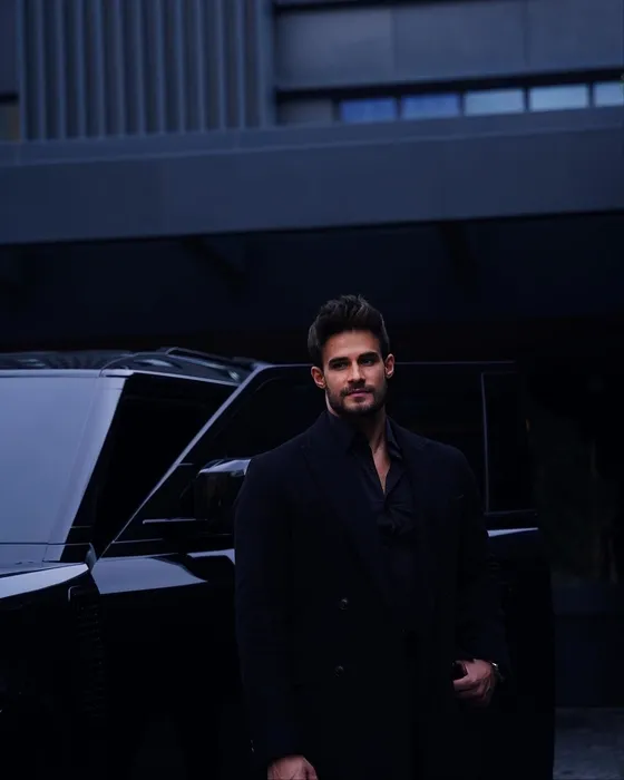 Aşk-ı Memnu’nun Bülent’iydi! Batuhan Karacakaya’nın sevgilisini görenler bir daha baktı