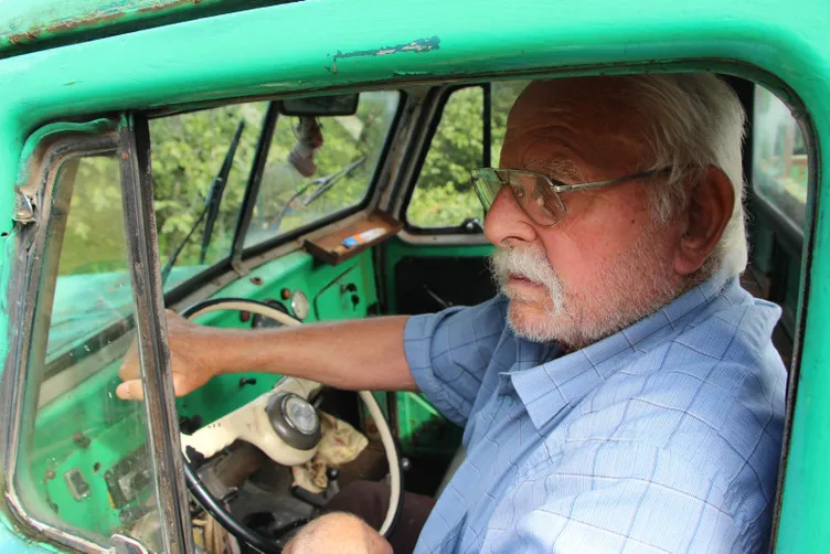 93 yaşındaki Dursun Hakkı Sofuoğlu’ndan şoke eden vasiyet: Ben mezara o da üstüne...