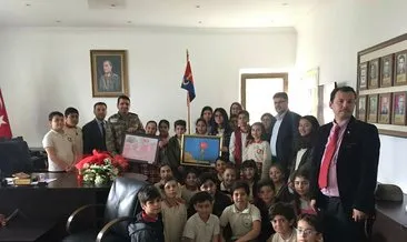Gazipaşa Ortaokulu öğrencileri askerleri ziyaret etti