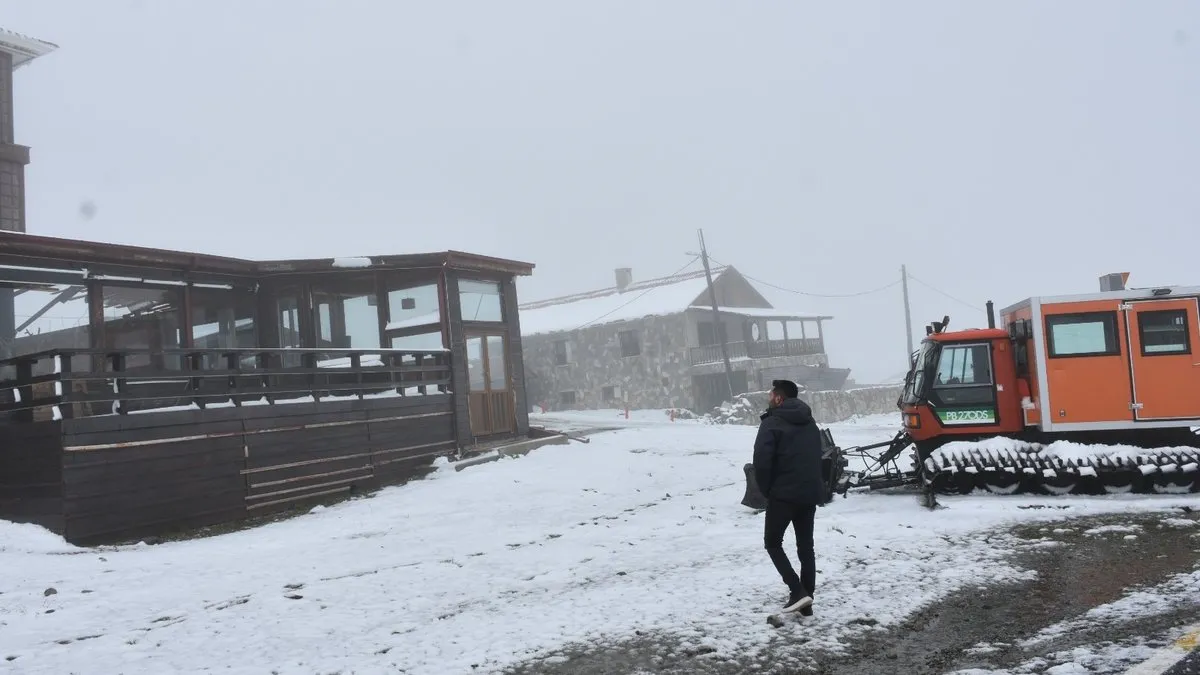 2 bin 640 rakımlı Ovit Yaylası beyaza büründü