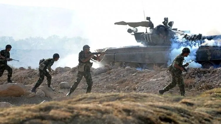 Son dakika: Ermenistan'a büyük bozgun! Kritik noktalardan çekildiler, çatışmalar oralarda sürüyor...
