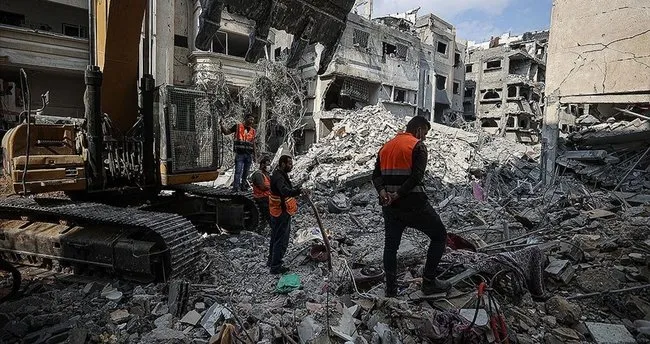 Gazze'de 500 bin vatandaş açlık ve susuzluk tehlikesiyle karşı karşıya Gazze'de 500 bin vatandaş açlık ve susuzluk tehlikesiyle karşı karşıya