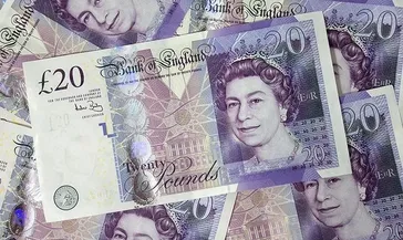 İş gücü verileri sterlini düşürdü