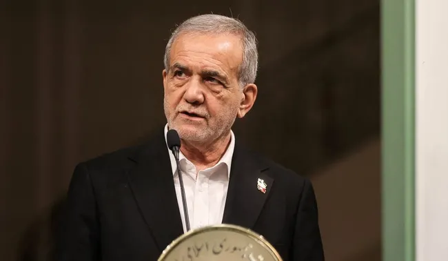 abdnin-limanlardan-uzak-durun-cagrisina-irandan-tehdit-1773250611165.jpg ABD’nin “Limanlardan uzak durun” çağrısına İran’dan tehdit!