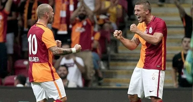 Podolski gider Sneijder kalır