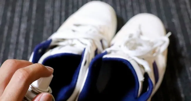 Ayak Kokusuna Ne İyi Gelir? Evde Doğal Bitkisel Çözüm Yöntemleri İle Ayak Kokusu ve Terlemesi Nasıl Geçer?