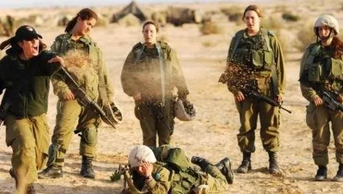 İsrail Ordusunun Kadın Askerleri