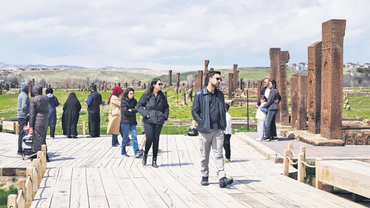 Ahlat’ta bahar canlılığı