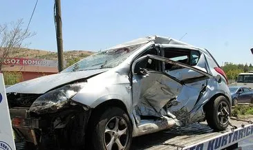 Elazığ’da gurbetçi aile kaza yaptı: 1’i ağır, 4 yaralı