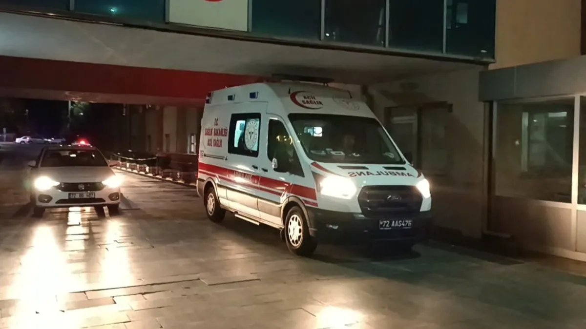 SON DAKİKA: Batman’da vahşet! Annesini aldattığını iddia ettiği babasını öldürdü SON DAKİKA: Batman’da vahşet! Annesini aldattığını iddia ettiği babasını öldürdü